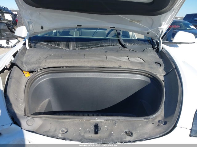 2023 TESLA MODEL Y 7SAYGAEE7PF629651 Photo 9