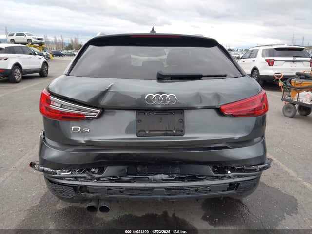 WA1BCCFS2JR029551 Audi Q3 2.0t Premium/2.0t Sport Premium