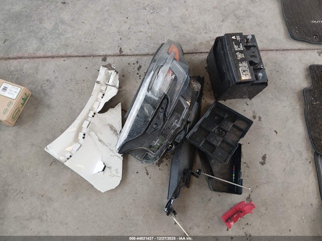 4S4BTACC7R3207097 Subaru Outback Premium