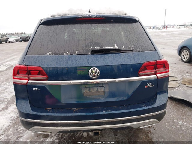 44021428 :رقم المزاد ، 1V2MR2CA1JC537417 vin ، 2018 Volkswagen Atlas 3.6l V6 Sel مزاد بيع