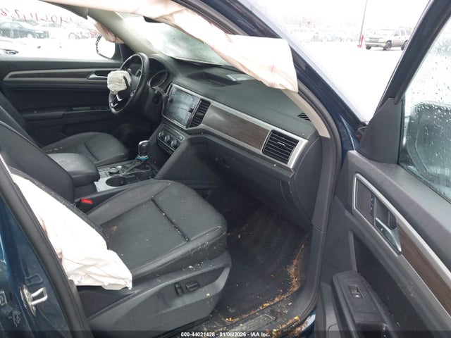 44021428 :رقم المزاد ، 1V2MR2CA1JC537417 vin ، 2018 Volkswagen Atlas 3.6l V6 Sel مزاد بيع