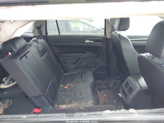 44021428 :رقم المزاد ، 1V2MR2CA1JC537417 vin ، 2018 Volkswagen Atlas 3.6l V6 Sel مزاد بيع