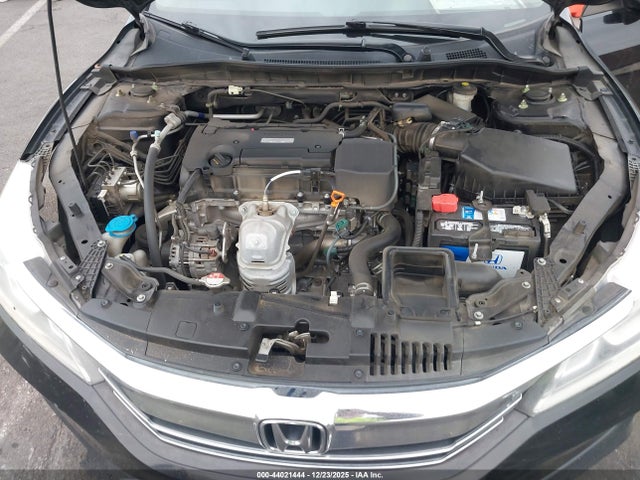 1HGCR2F30HA204482 Honda ACCORD LX