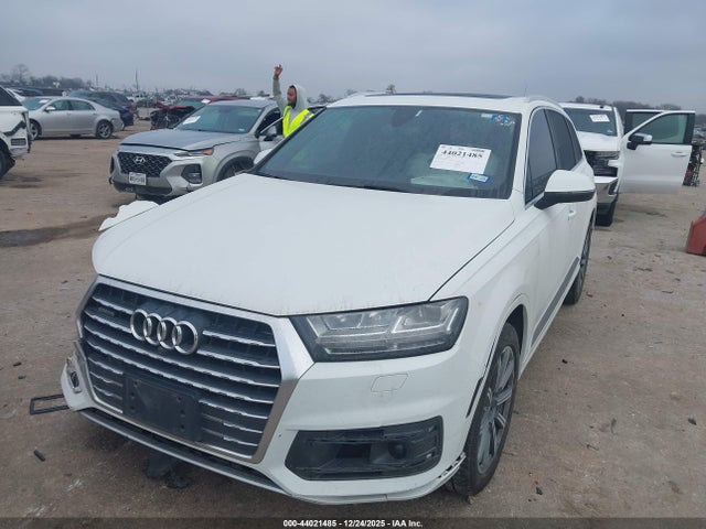 2017 AUDI Q7 WA1LHAF76HD051677 Photo 1