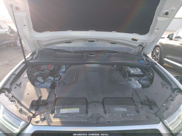 2019 AUDI Q7 WA1LHAF7XKD033707 Photo 9