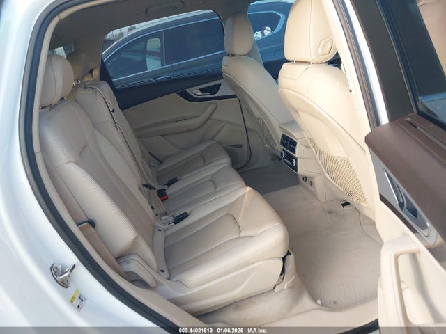 2019 AUDI Q7 WA1LHAF7XKD033707 Photo 7