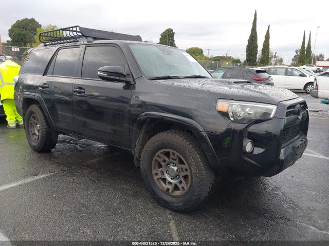 2020 TOYOTA 4RUNNER JTEBU5JR6L5830976