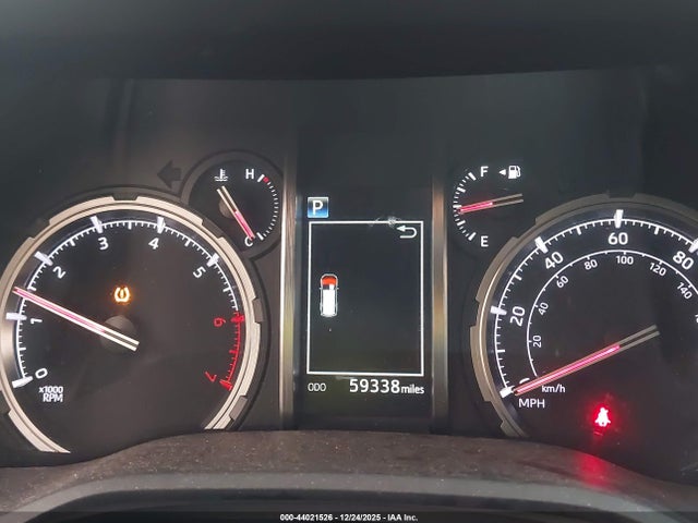 2020 TOYOTA 4RUNNER JTEBU5JR6L5830976 Photo 6