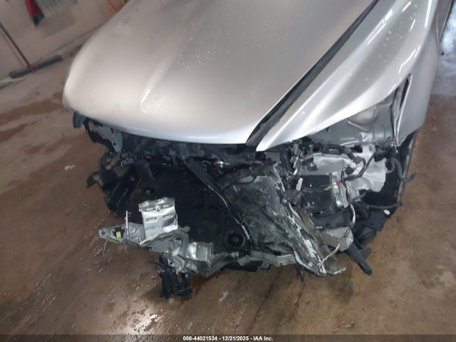 Lexus LS 460 2016 JTHCL5EF2G5025993 Image 18