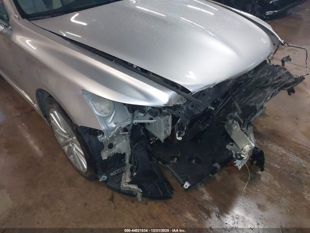Lexus LS 460 2016 JTHCL5EF2G5025993 Image 19