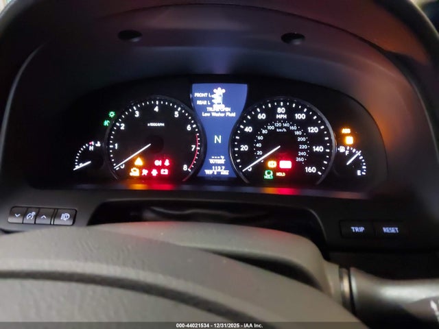 Lexus LS 460 2016 JTHCL5EF2G5025993 Image 7