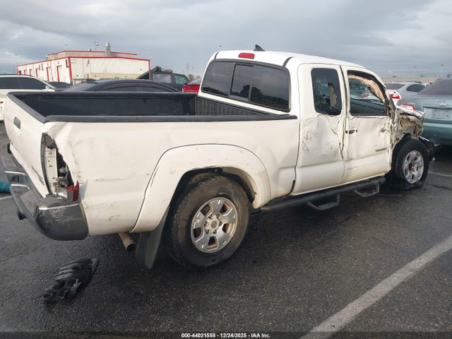 Toyota Tacoma Prerunner 2015 5TFTX4GN7FX045339 Image 4