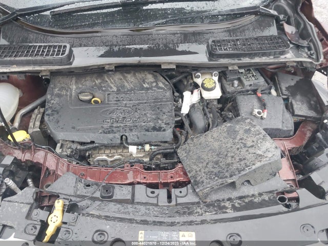 1FMCU9GD8JUA75095 Ford ESCAPE SE