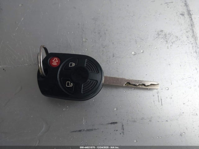 1FMCU9GD8JUA75095 Ford ESCAPE SE
