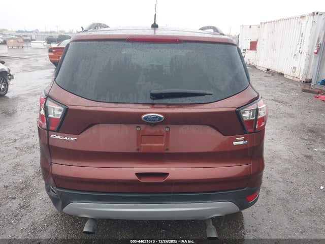 1FMCU9GD8JUA75095 Ford ESCAPE SE