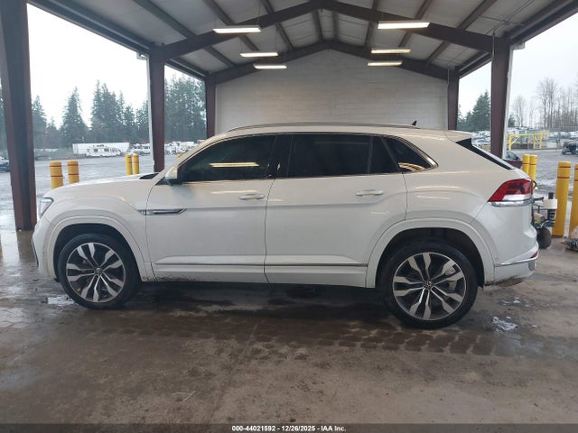 1V2FE2CAXNC215126 Volkswagen Atlas Cross Sport 3.6l V6 Sel Premium R-line