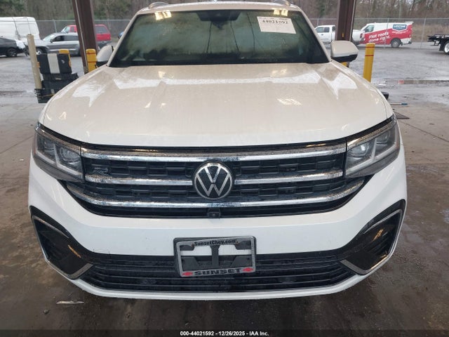 1V2FE2CAXNC215126 Volkswagen Atlas Cross Sport 3.6l V6 Sel Premium R-line