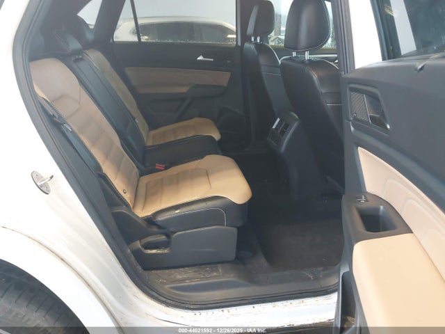 1V2FE2CAXNC215126 Volkswagen Atlas Cross Sport 3.6l V6 Sel Premium R-line