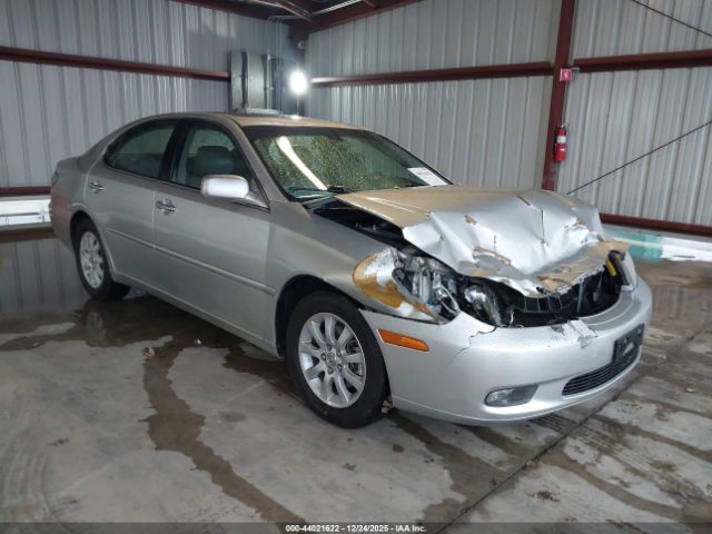2003 LEXUS ES 300 JTHBF30G636016631
