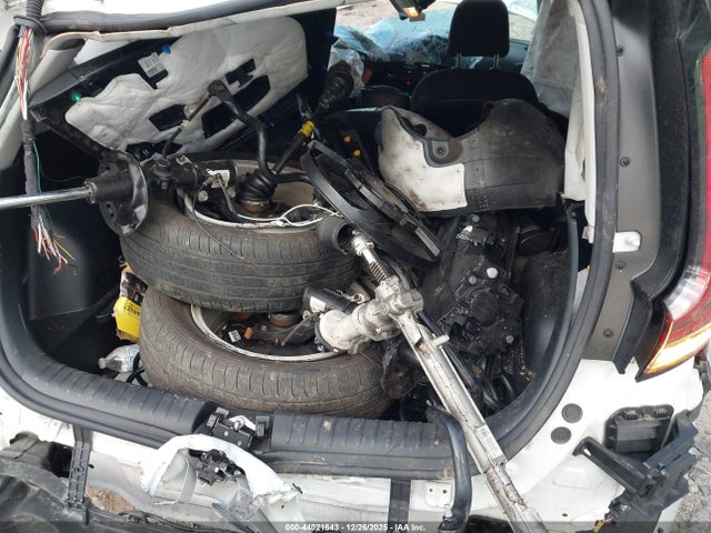 KNDJ23AU8S7927937 KIA SOUL S