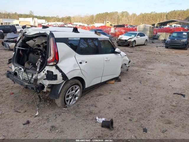 KNDJ23AU8S7927937 KIA SOUL S
