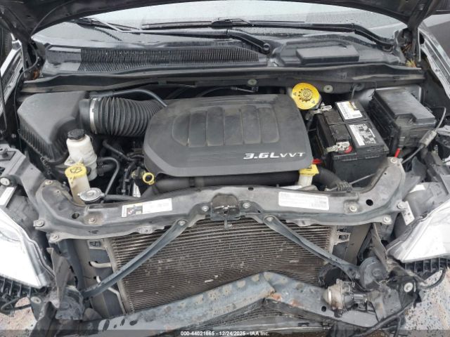 2016 CHRYSLER TOWN & COUNTRY 2C4RC1BG0GR299682 Photo 9