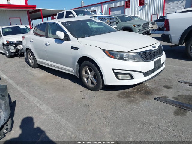 Продажа на аукционе авто 2015 Kia Optima Lx, vin: KNAGM4A73F5602566, номер лота: 44021675