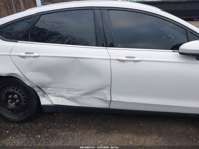 44021721 :رقم المزاد ، 3FA6P0G7XDR280000 vin ، 2013 Ford Fusion S مزاد بيع