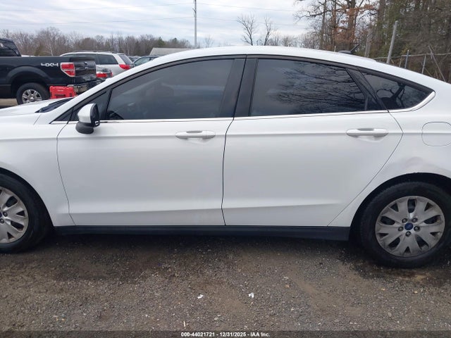 44021721 :رقم المزاد ، 3FA6P0G7XDR280000 vin ، 2013 Ford Fusion S مزاد بيع