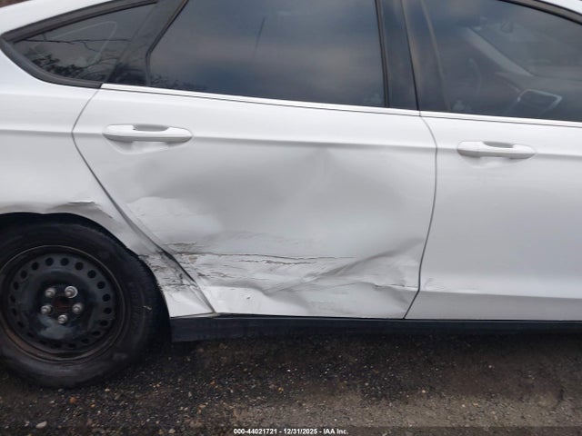44021721 :رقم المزاد ، 3FA6P0G7XDR280000 vin ، 2013 Ford Fusion S مزاد بيع