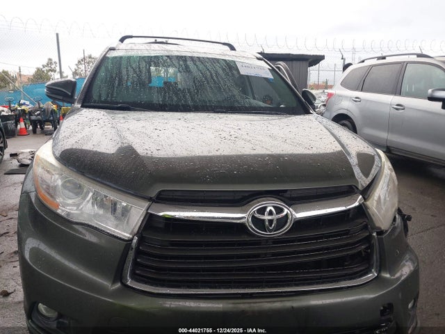 Toyota Highlander Xle V6 2014 5TDKKRFH7ES015491 Image 12
