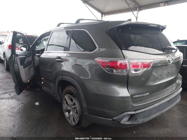 Toyota Highlander Xle V6 2014 5TDKKRFH7ES015491 Image 3