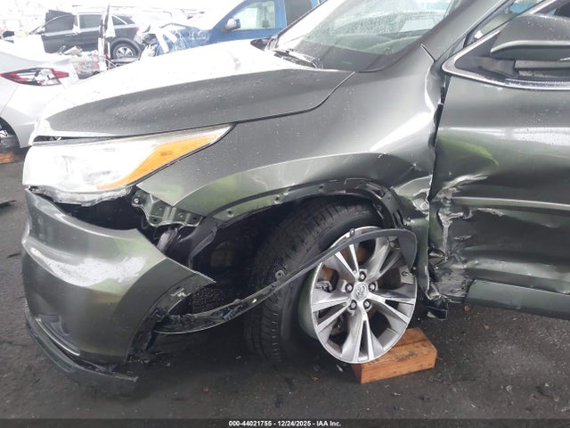 Toyota Highlander Xle V6 2014 5TDKKRFH7ES015491 Image 6