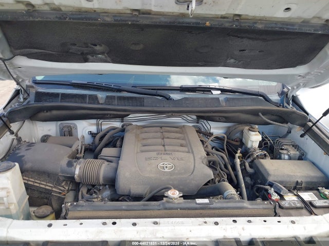 Toyota Tundra Sr5 2021 5TFDY5F11MX004286 Image 10