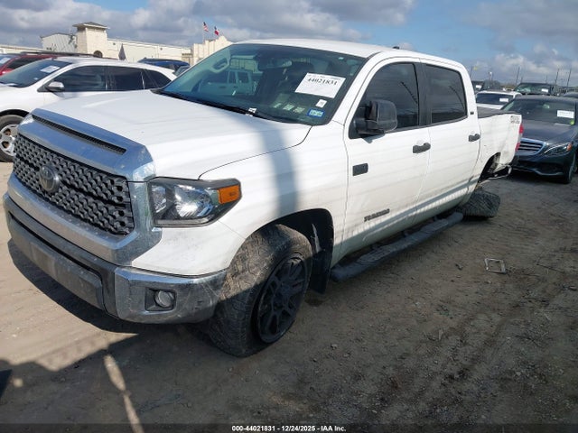 Toyota Tundra Sr5 2021 5TFDY5F11MX004286 Image 2