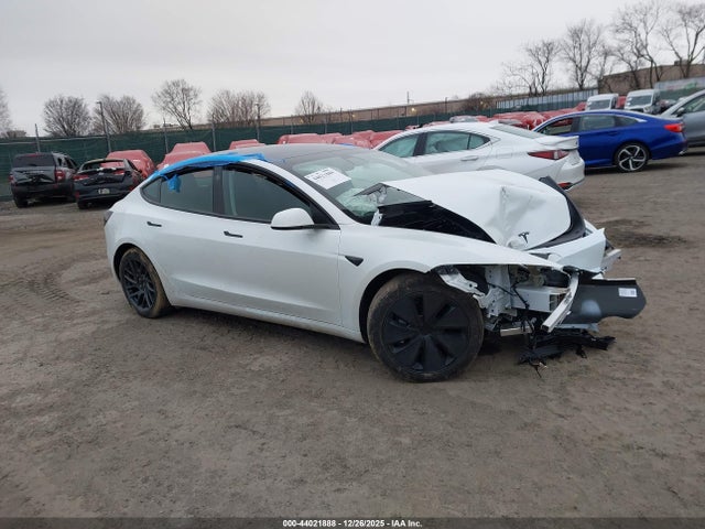 2026 TESLA MODEL 3 5YJ3E1EB5TF116802 Photo 0