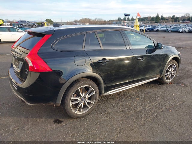 YV440MWK6J2056996 Volvo V60 Cross Country T5