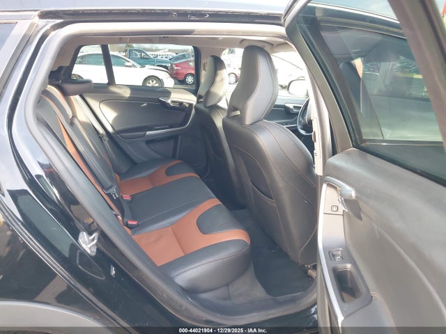 YV440MWK6J2056996 Volvo V60 Cross Country T5