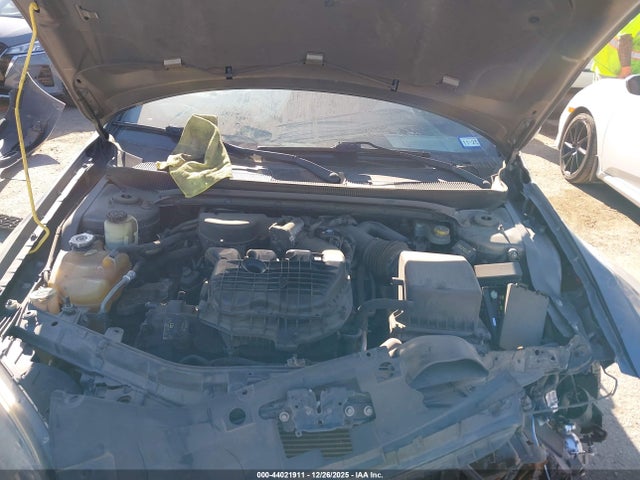 Продажа на аукционе авто 2012 Chrysler 200 S, vin: 1C3BCBGG2CN235154, номер лота: 44021911