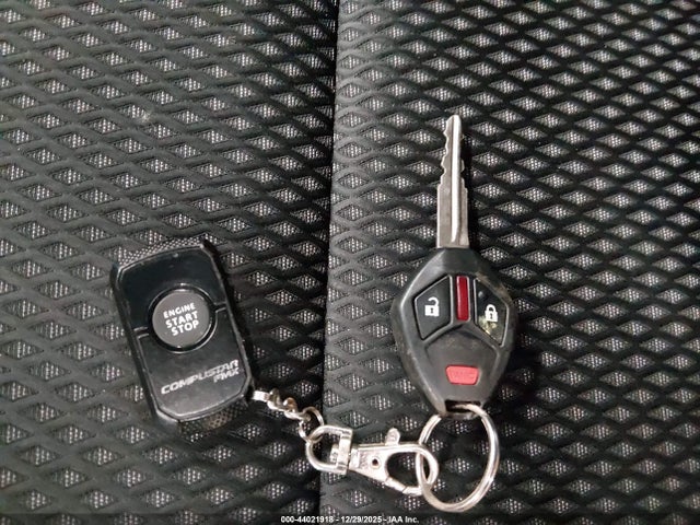 2016 MITSUBISHI OUTLANDER JA4AZ3A3XGZ016257 Photo 10