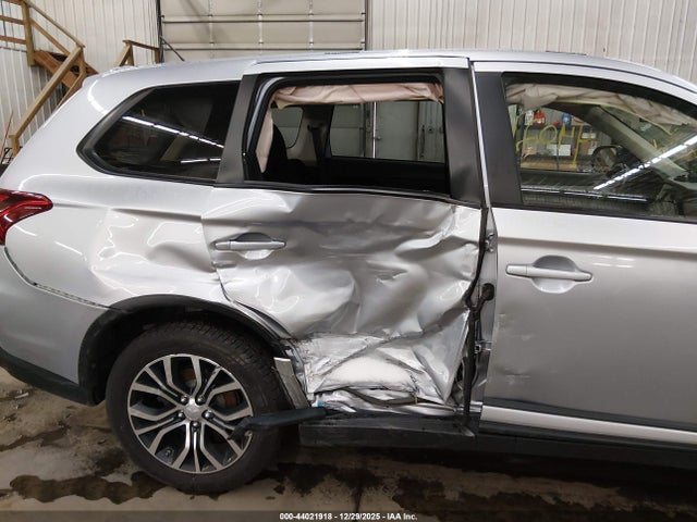2016 MITSUBISHI OUTLANDER JA4AZ3A3XGZ016257 Photo 5