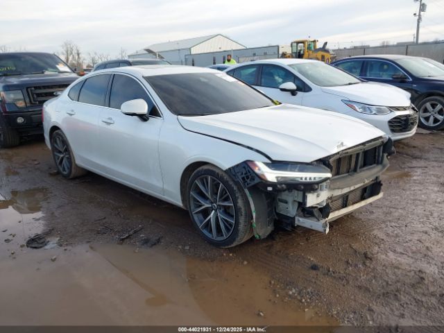 2017 VOLVO S90 YV1A22MK1H1016746