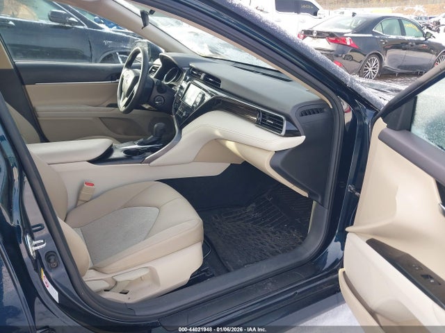 2019 TOYOTA CAMRY 4T1B11HK5KU722850 Photo 4
