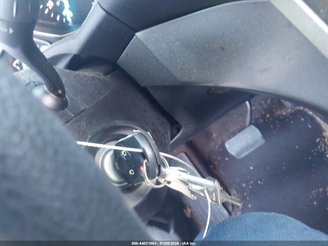 44021963 :رقم المزاد ، 1FMCU0F74KUC20819 vin ، 2019 Ford Escape S مزاد بيع