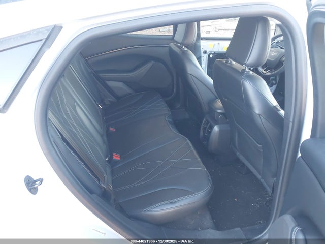 Ford Mustang Mach-e Select 2022 3FMTK1RM7NMA21639 Image 8