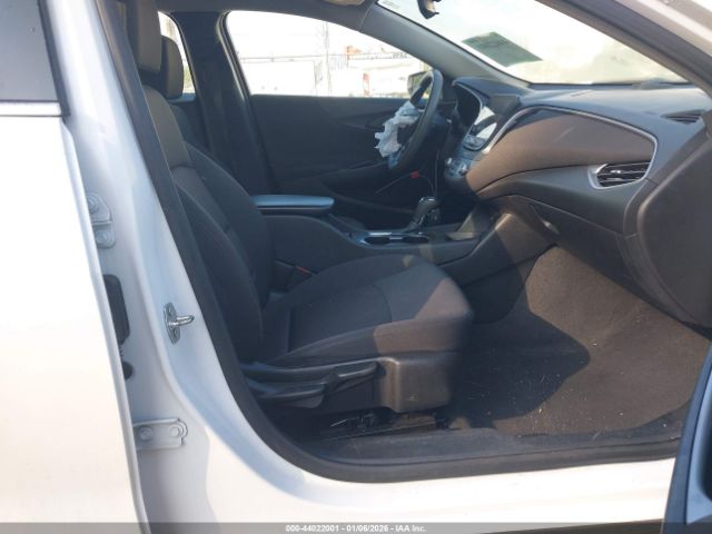 2020 CHEVROLET MALIBU 1G1ZB5ST2LF096049 Photo 4