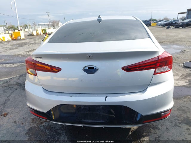 Hyundai ELANTRA SEL 2019 5NPD84LF6KH461078 Image 16