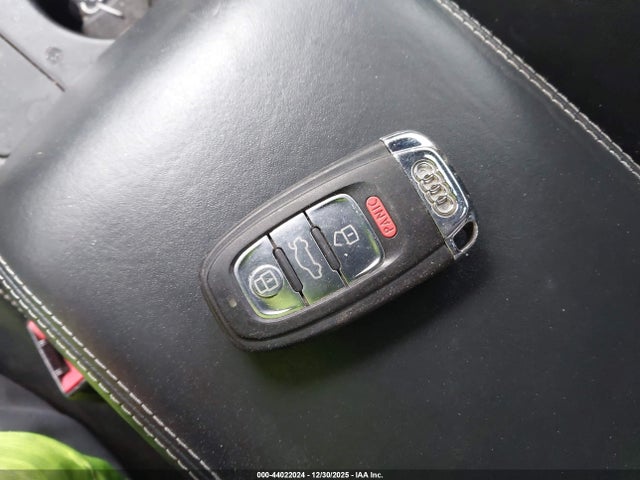 44022024 :رقم المزاد ، WAUCGAFH6CN002691 vin ، 2012 Audi S5 3.0 Premium Plus مزاد بيع
