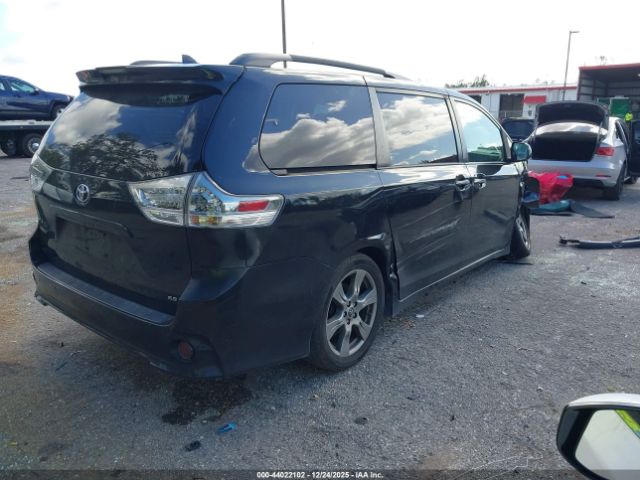 2019 TOYOTA SIENNA 5TDXZ3DC6KS986726 Photo 3