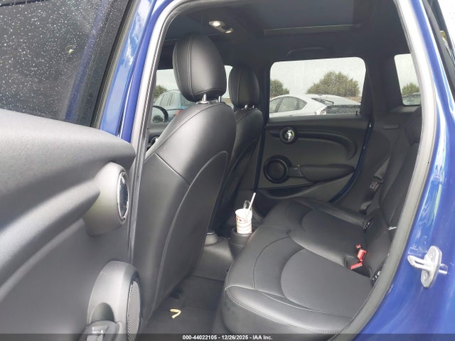 WMWXU1C55K2J02978 Mini Hardtop Oxford Edition